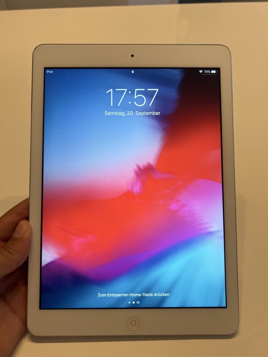 Apple Tablet PC: Ipad apple ipad air – Usato da Rheinfelden venduto da Rewanito