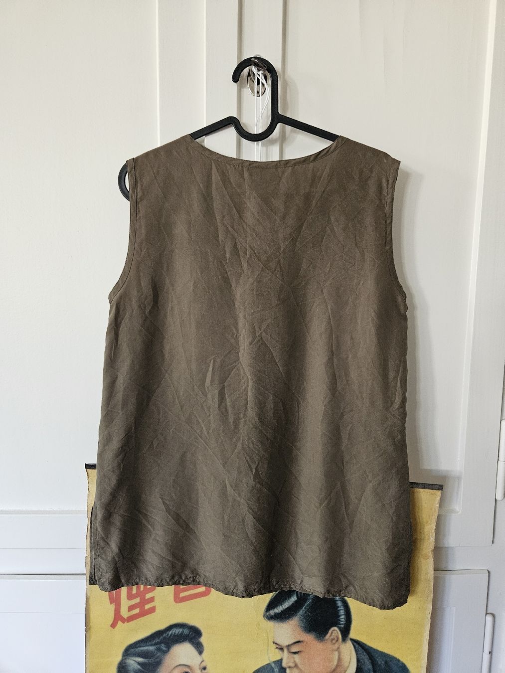 Top: Vintage 100% Pure Seide, Seidentop olive DeVille – Usato da Zürich venduto da Mme.Sora 3