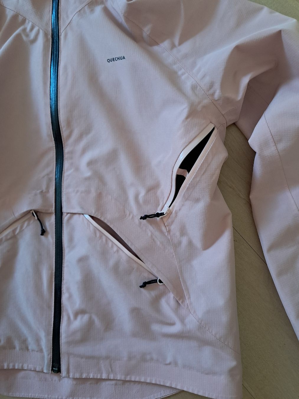 Decathlon Giacche & Cappotti: Mädchen Regenjacke Gr. 140 – Usato da Winterthur venduto da fabelwin 3