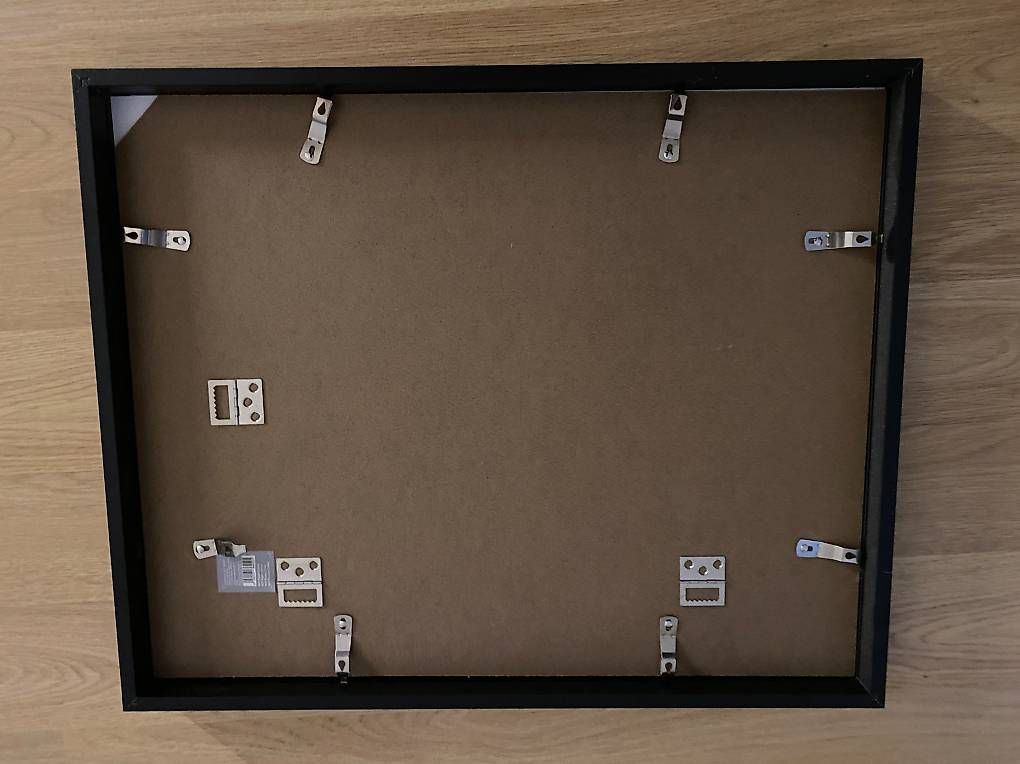 Cornici: 7 Bilderrahmen schwarz / 7 picture frames black – Usato da Zürich venduto da AuziGuy 1