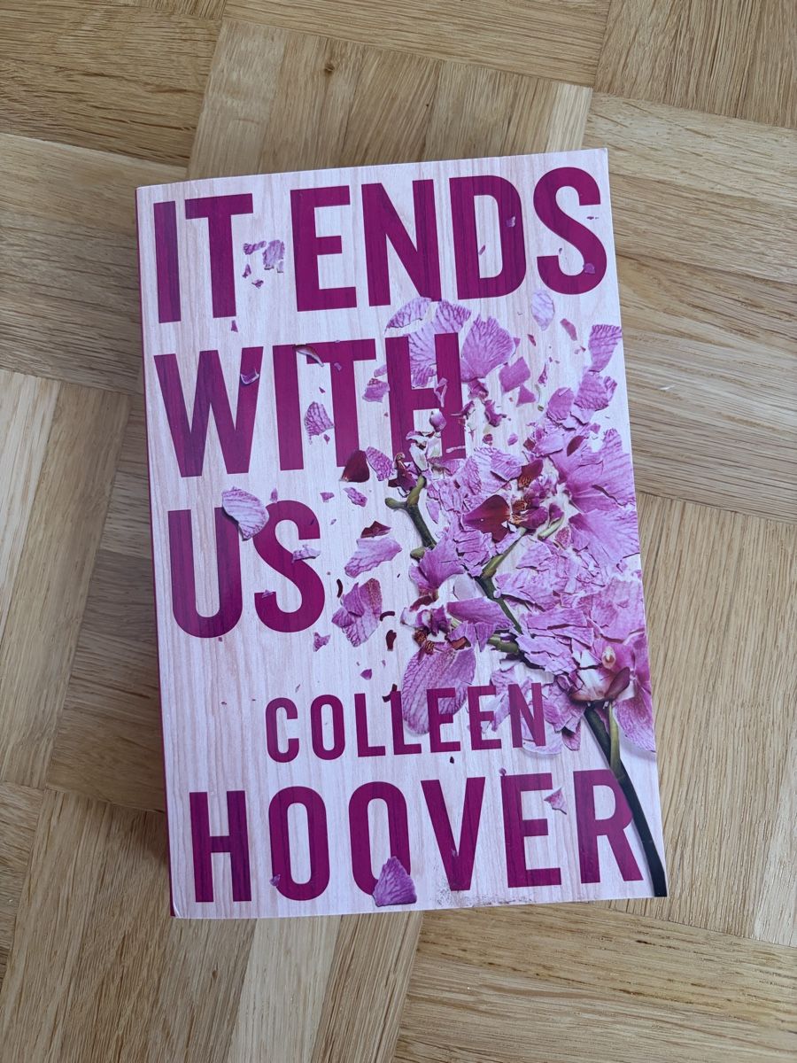 Libri: It ends with us Buch englisch – Nuovo (secondo la descrizione) da Fehraltorf venduto da van_dw58