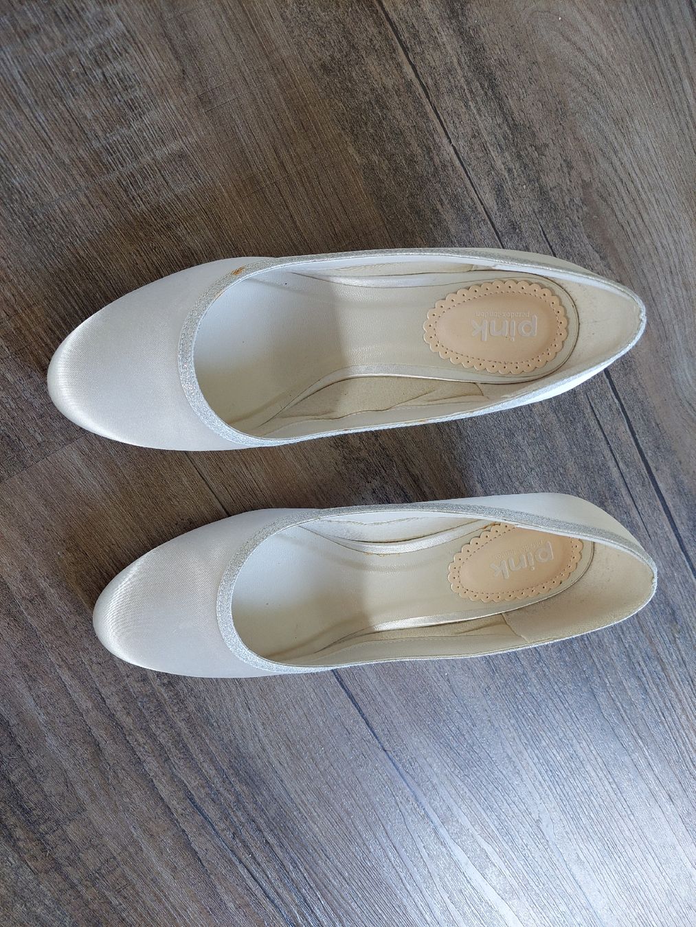 Scarpe da donna: Brautschuhe Grösse 37 – Usato da Aeschi b. Spiez venduto da Corin1234 2