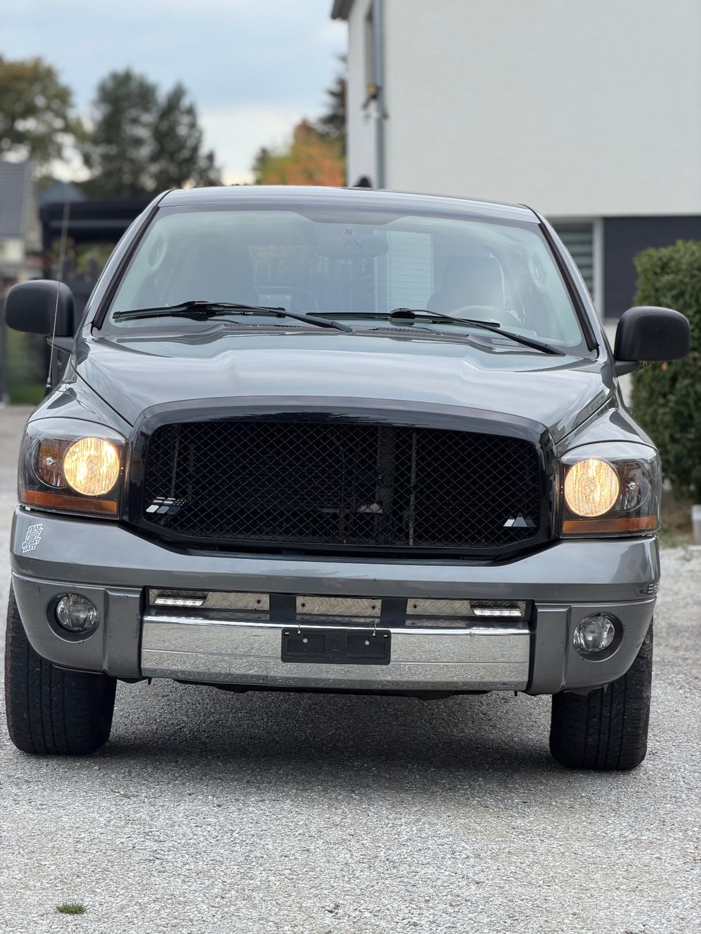 Véhicules utilitaires: DODGE RAM 1500 – D'occasion à Cormagens par sajkarov 1
