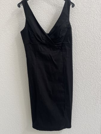 Schwarzes Sommerkleid - Grösse 38 - Elegant & Zeitlos