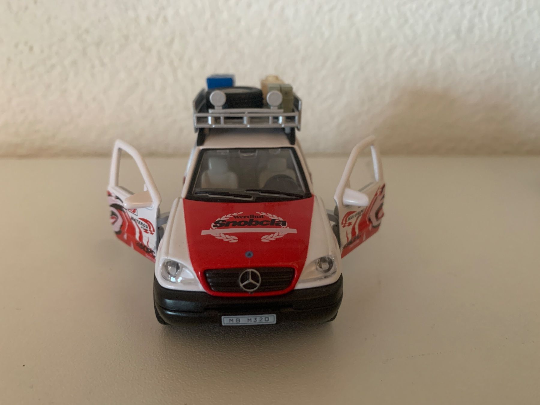 Mercedes-Benz Modellini d'auto: Mercedes ML – Usato da Pfäffikon SZ venduto da Anfh8806 1