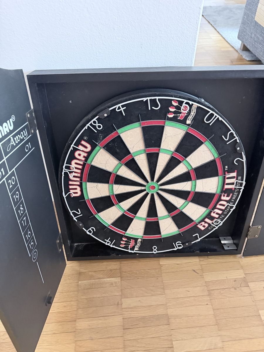 Freccette: Winmau Dartscheibe, top Zustand – Usato da Zürich venduto da kim_kong 1