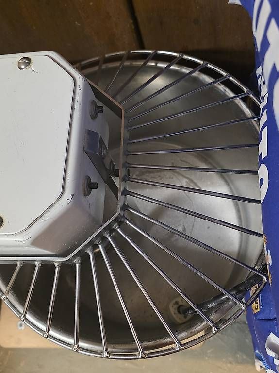 Elettrodomestici da cucina: Profi-Teigknetmaschine I.G.F. 25kg / 33L Spiralkneter – Usato da Ettenhausen TG venduto da bon_drr7 2