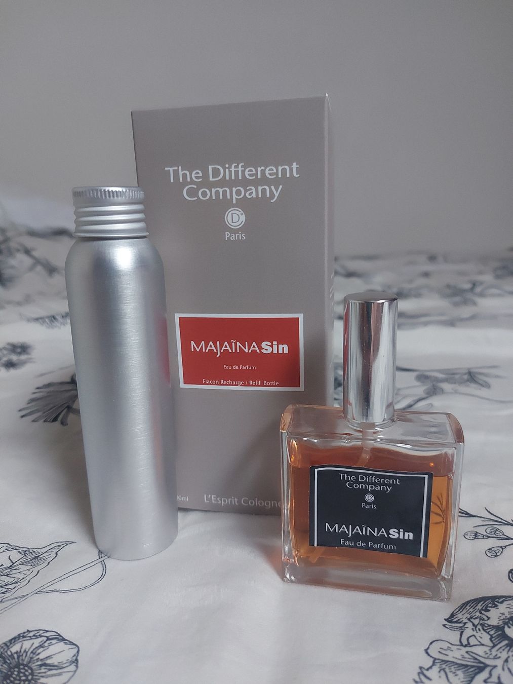 Parfum & Eau de Toilette: Majaina Sin - The Different Company – Gebraucht aus Lausanne von Super-cerise