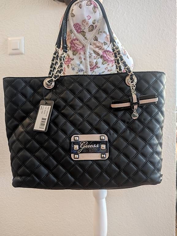 Borse da donna: Guess Handtasche, Leder schwarz – Usato da Tobel venduto da Streetfroggy