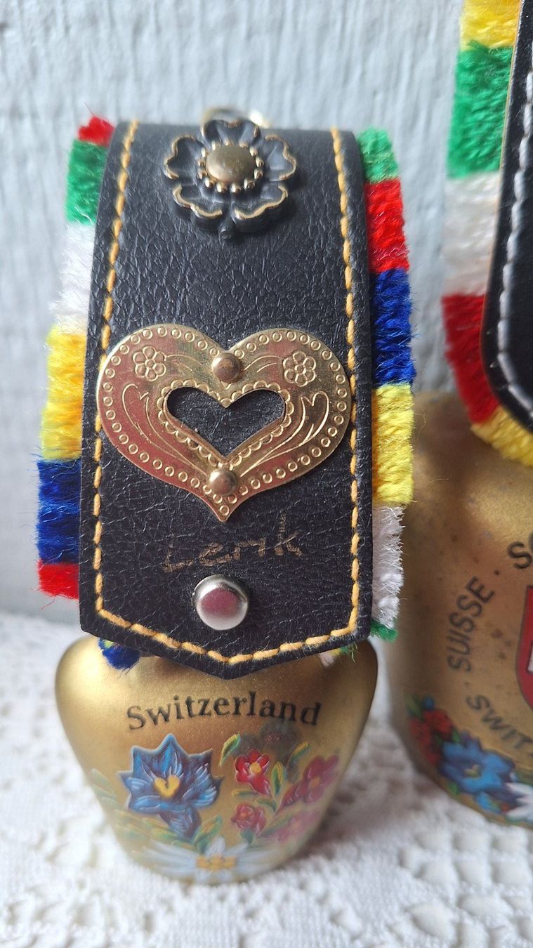 Campanacci mucche: 3kleine Souvenier-Glöckchen Schwitzerland – Usato da Arlesheim venduto da shopradl 4