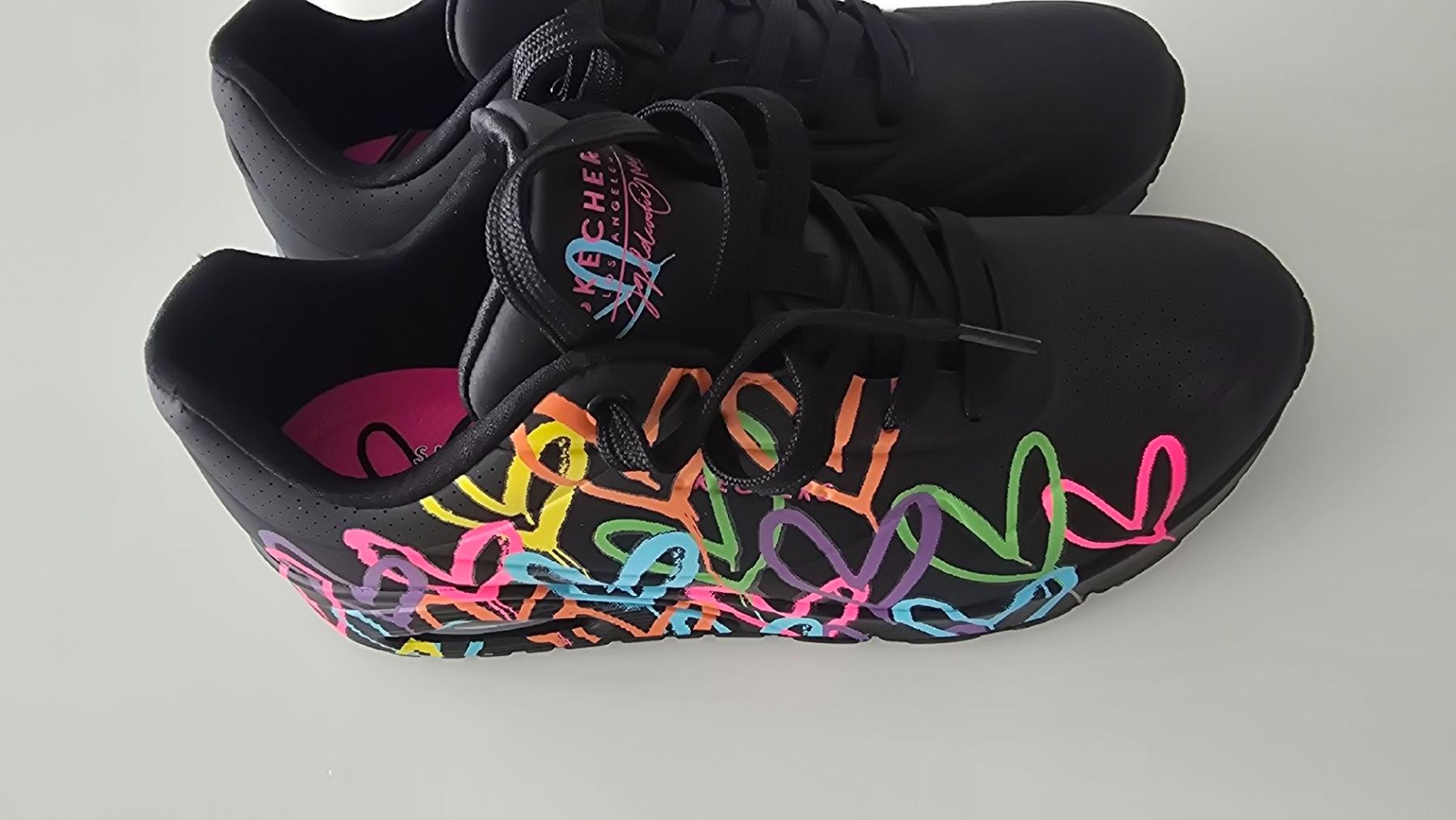 Skechers Scarpe da donna: Skechers 39 neuve – Nuovo e nell'imballaggio originale da Estavayer-Le-Lac venduto da zazadavidson