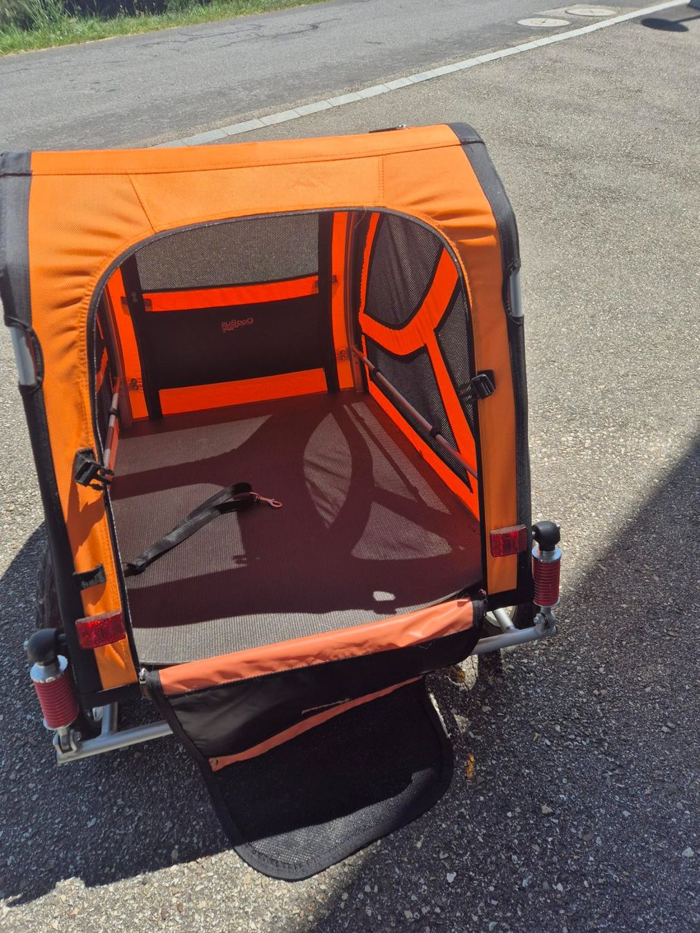 Rimorchi: Hundetransport Veloanhänger – Usato da Menzberg venduto da donker_voort 2