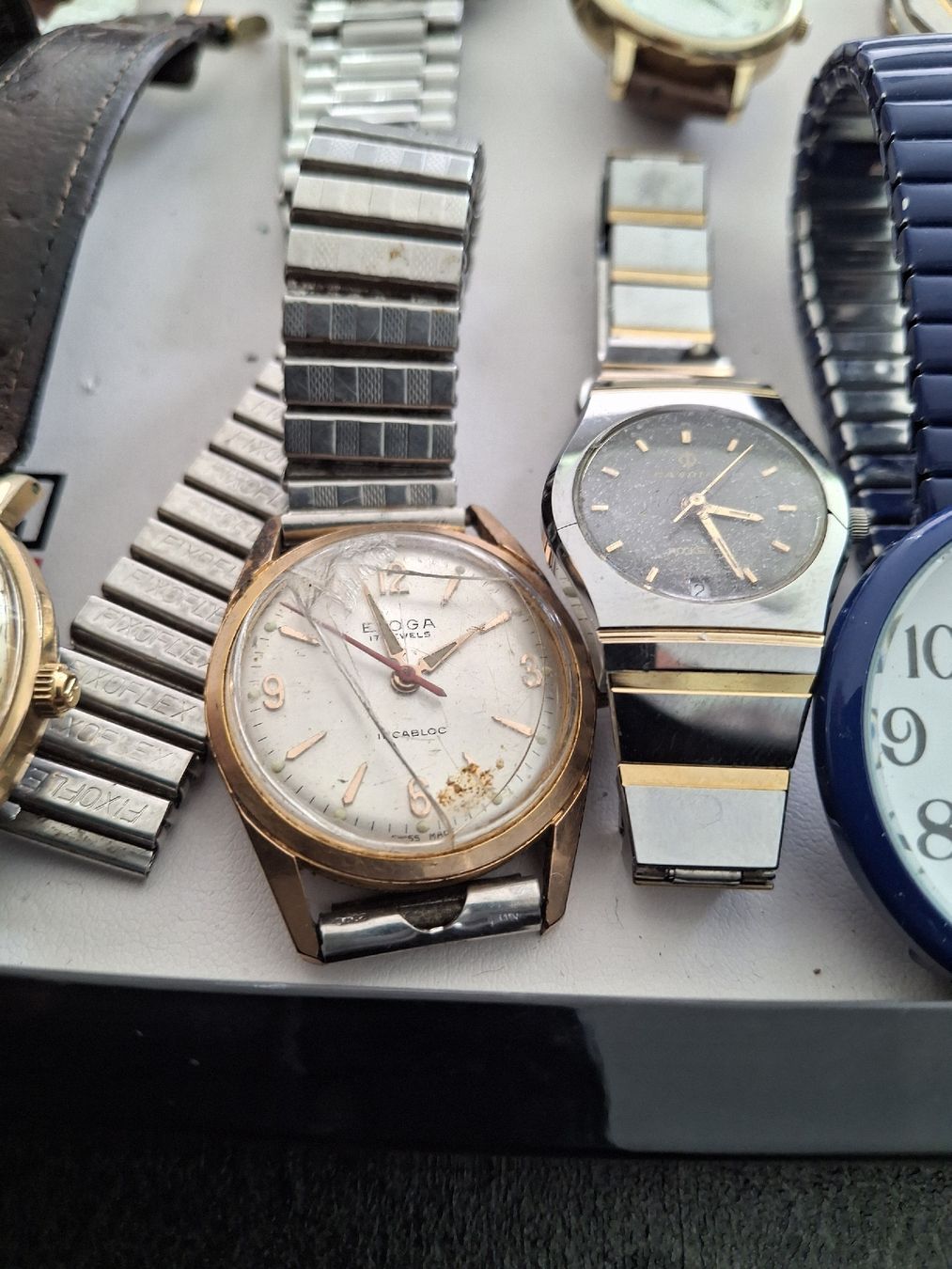 Orologi: Uhrenlot 25,Stk Ab 1.- Chf. – Difettoso da Reiden venduto da Flomy-72 3