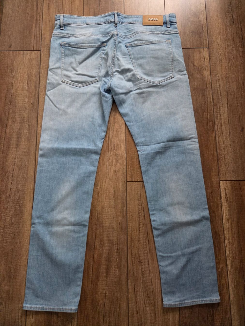 Hugo Boss Jeans: BOSS Jeans Slim Fit - turquoise, 36/30 – Usato da Rickenbach SO venduto da Bytebull 1