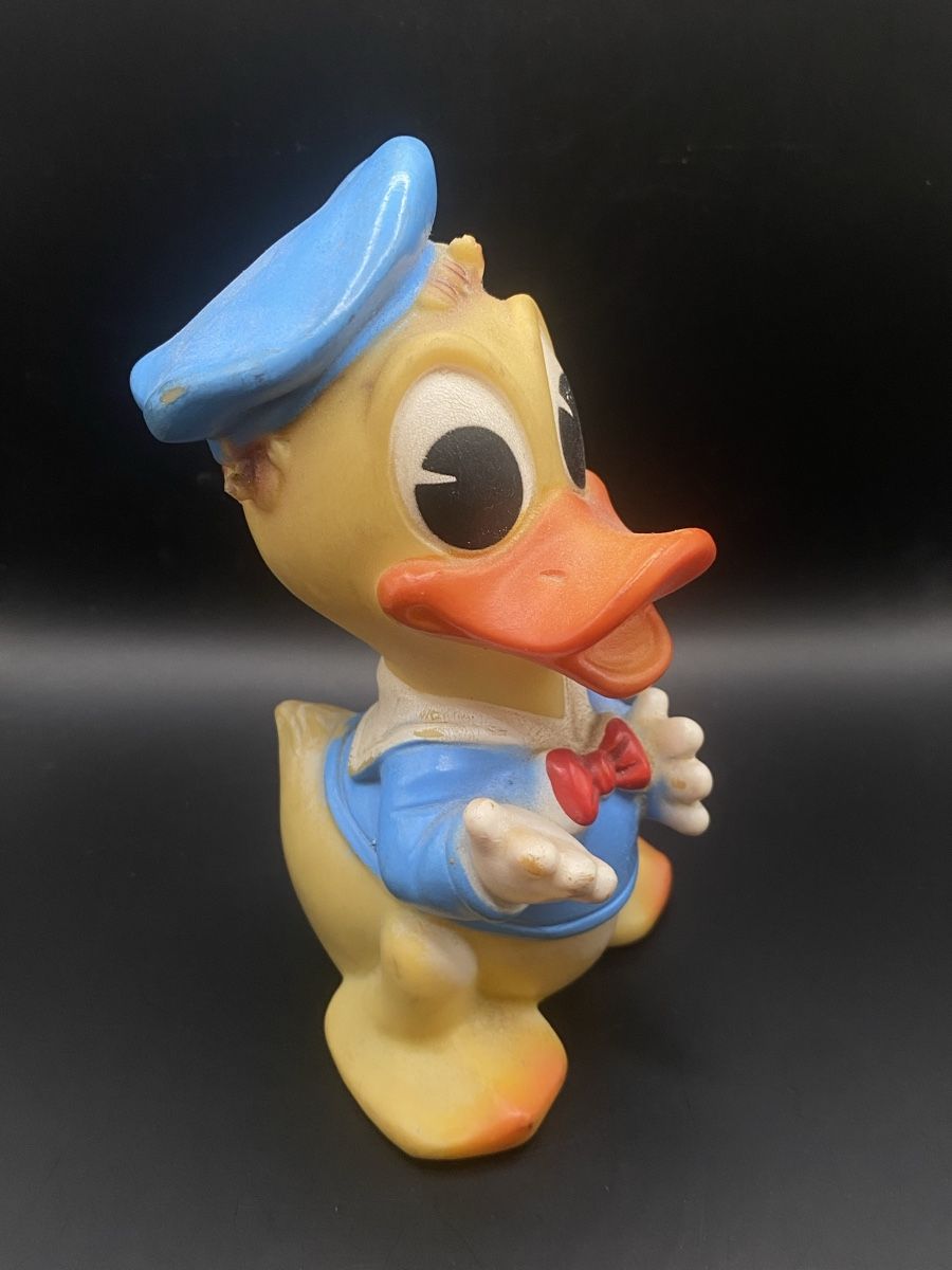Disney Spielzeuge: Vintage Donald Duck Disney Quietschfigur Bully – Gebraucht aus Kirchberg BE von swiss_slab 1