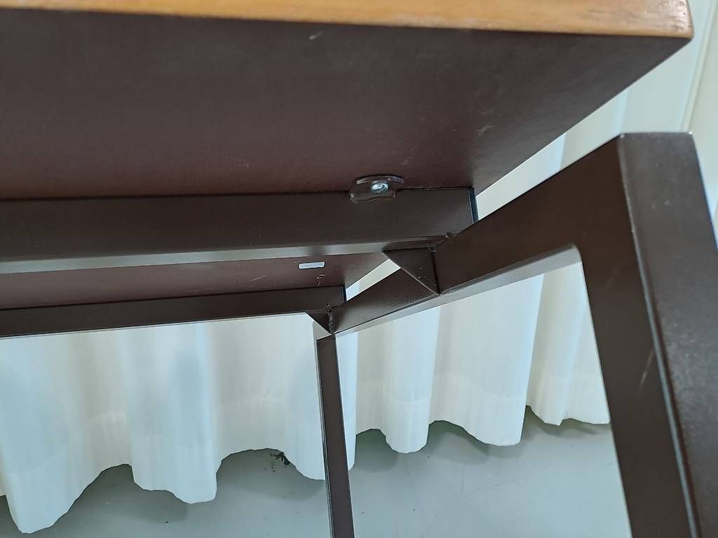 Tische: Massiver Arbeitstisch - mit Rädern – Gebraucht aus Meggen von Silunietli2 4