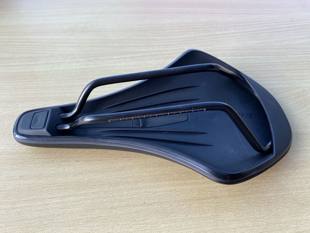Fizik Ersatzteile: Sattel/selle fi'zy:k Terra – Neu (gemäss Beschreibung) aus Biel/Bienne von Zadzul 2
