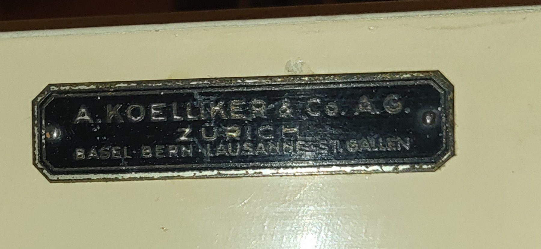 Armadi: Antiker Zahnarztschrank – Usato da Seftigen venduto da Kluetermors 9