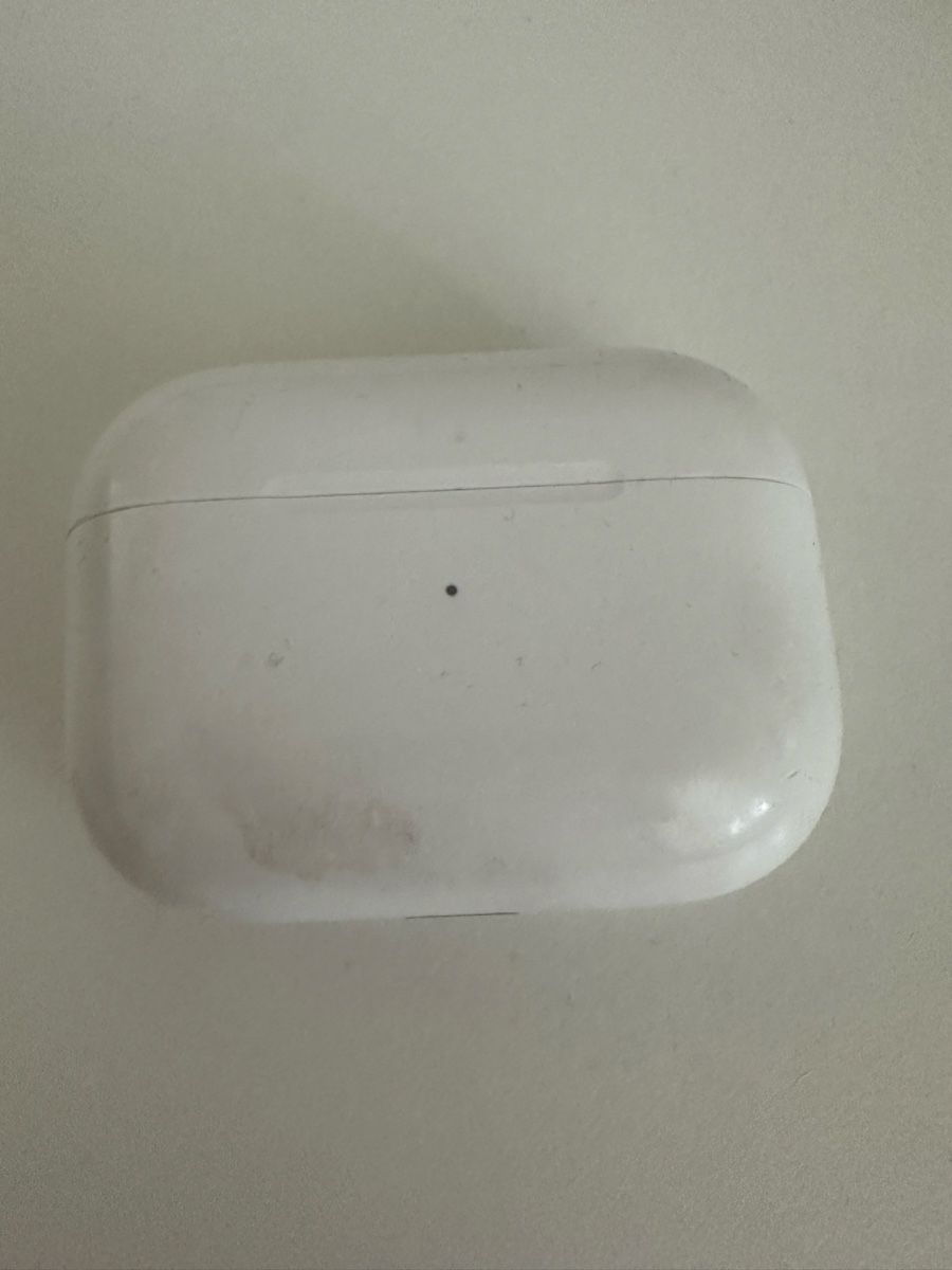Apple Cuffie: Apple AirPods Pro – Usato da Baar venduto da leo_h878 2