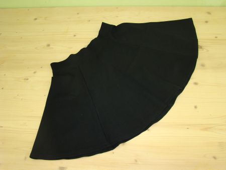 Schwarzer Rock mit Reissverschluss, Gr. S/36, H&M Divided