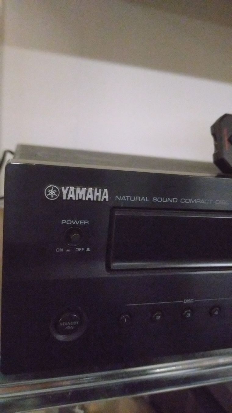 Yamaha Lettore multimediale & Streamer: Yamaha CDC-697 Lecteur 5 CD  + Télécommande Working good ! – Usato da Farvagny-le-Grand venduto da LaCaverne 2