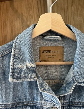 Veste en jean FB Sister bleu clair taille M bon état