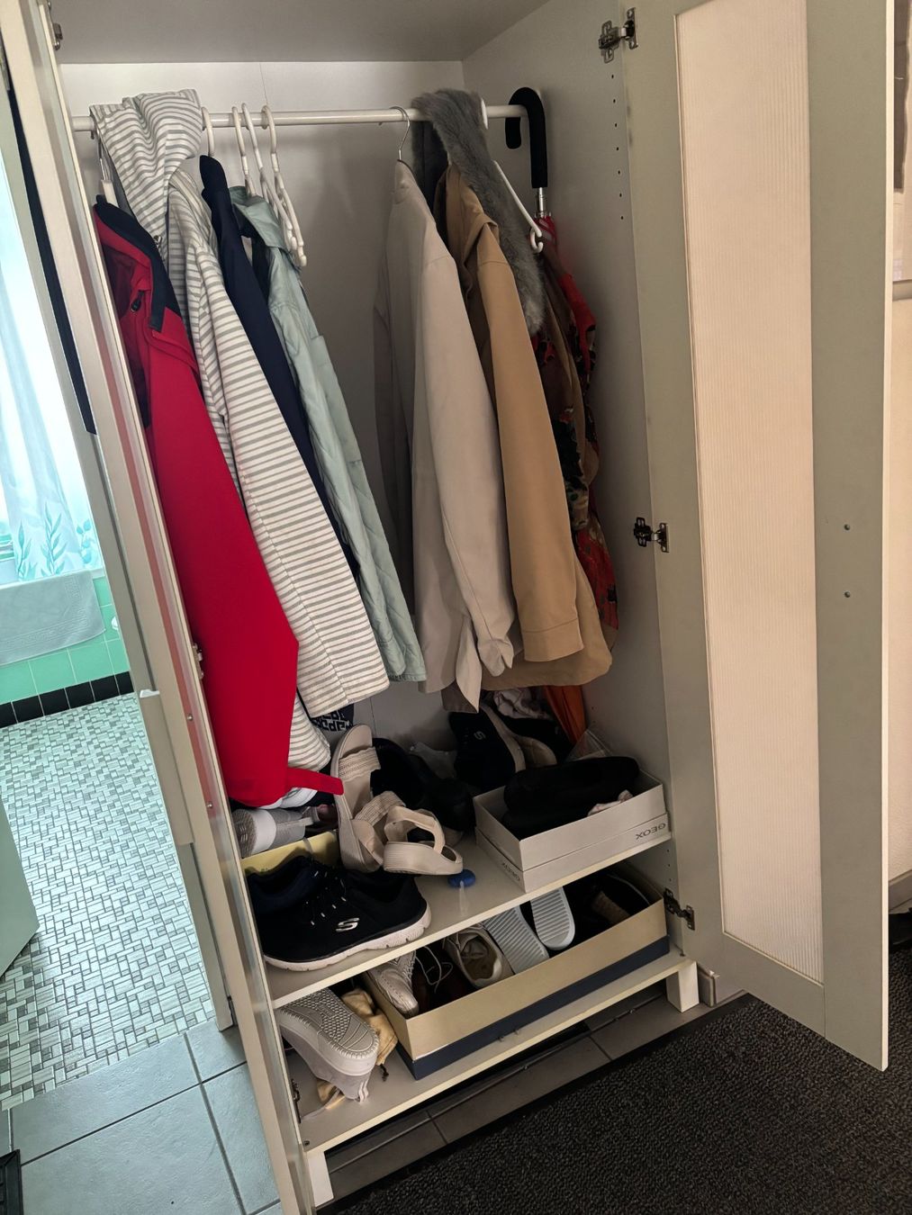Guardaroba: GARDEROBENSCHRANK 2-TÜRIG – Usato da Hofstetten venduto da zanko85 1