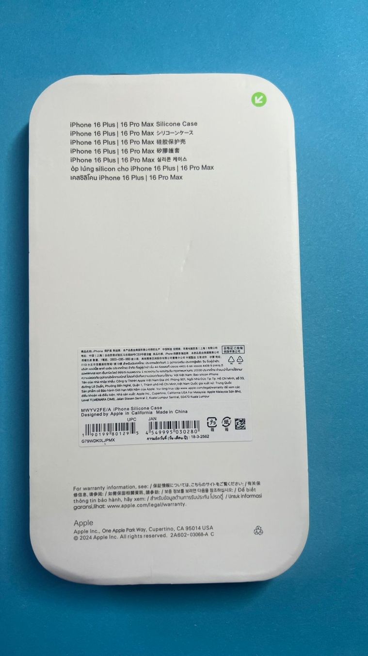 Cover & Protezioni schermo: Hülle für iPhone 16 Pro Max. Coque pour iPhone 16 Pro Max – Nuovo e nell'imballaggio originale da St-Cergue venduto da max_snn5 1