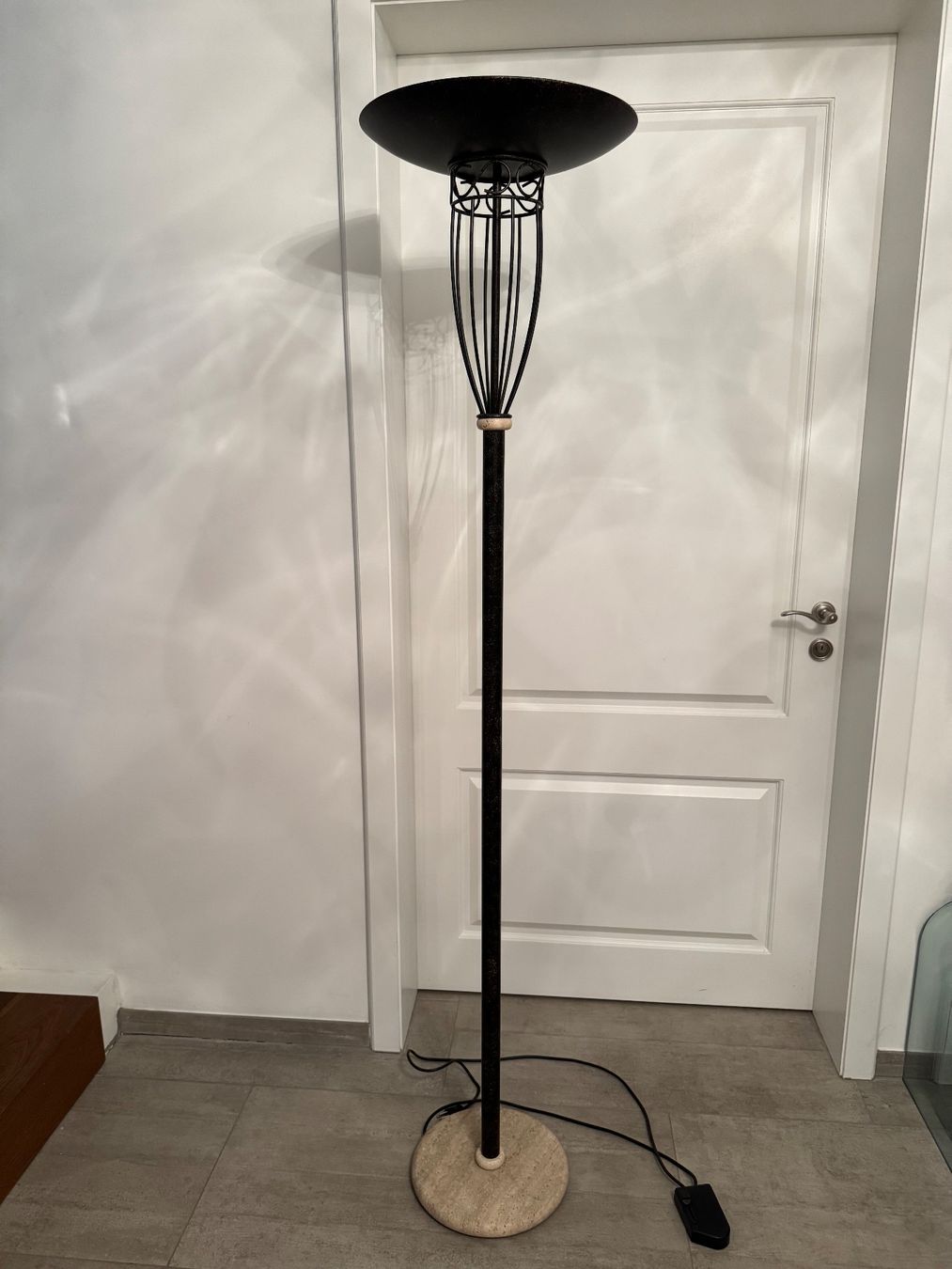 Lampade: Lampadaire halogène pierre et métal – Nuovo (secondo la descrizione) da Zürich venduto da lcg_898x
