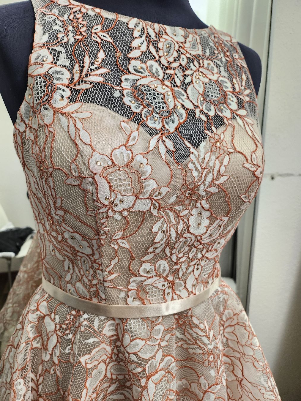 Kleider: kleid kurz – Neu (gemäss Beschreibung) aus Uster von VMT. 2