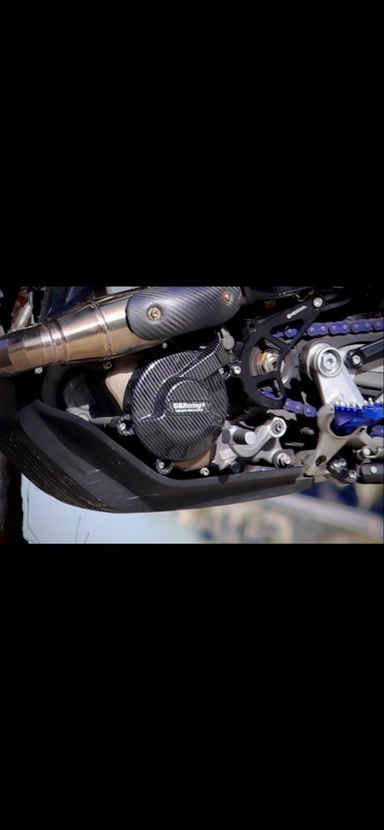 Husqvarna Tutti i ricambio per moto: Carbonemitat Husqvarna 701 Zündungsdeckel – Usato da Ruschein venduto da Motorider2001 1