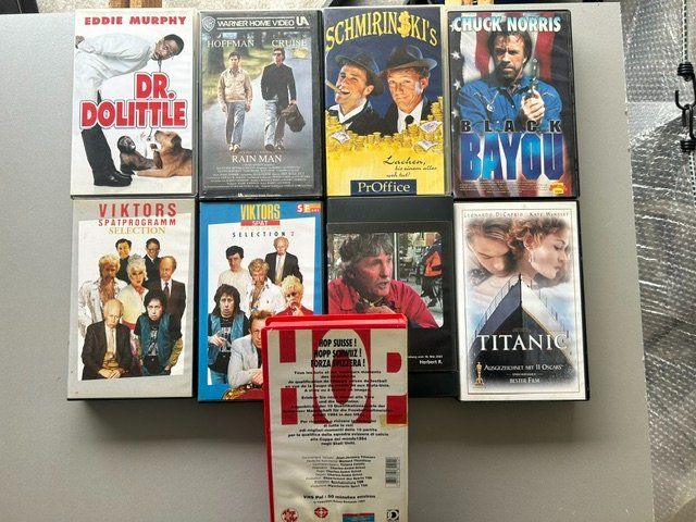 Tutti i VHS: Videokassetten und DVD Unterhaltung/Filme – Usato da Buchs AG venduto da Ricoba70 1