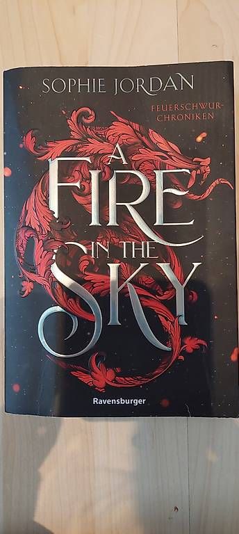 Bücher: A Fire in the Sky – Gebraucht aus Wohlenschwil von Fabii82