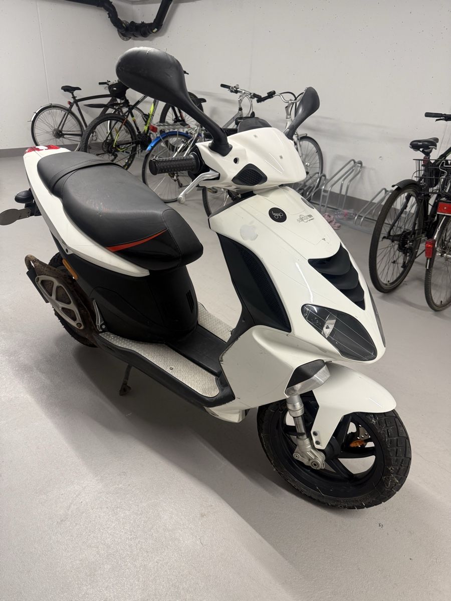 Piaggio Scooters: Roller Piaggio NRG DD Power 75KMH – D'occasion à Grenchen par Leonardo29 1