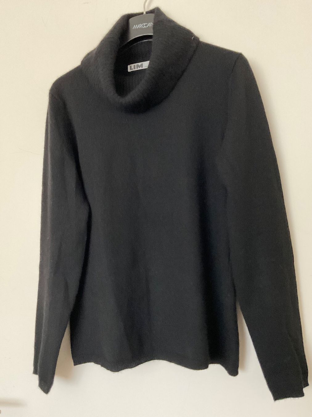 Pullover & Sweatshirts: LIM 100% Kaschmir Pullover Gr L Schwarz Rollkragenpullover – Gebraucht aus Urdorf von alda02 1