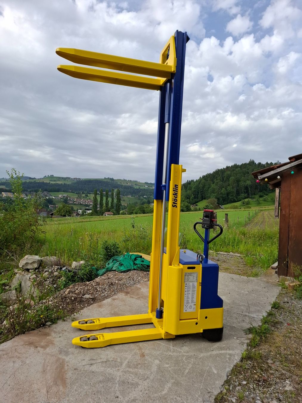 Stöcklin Carrelli elevatori e a forche: Ameise Deichselstapler Stöcklin – Usato da Oberhofen Thun'see venduto da tob_rtv5 1