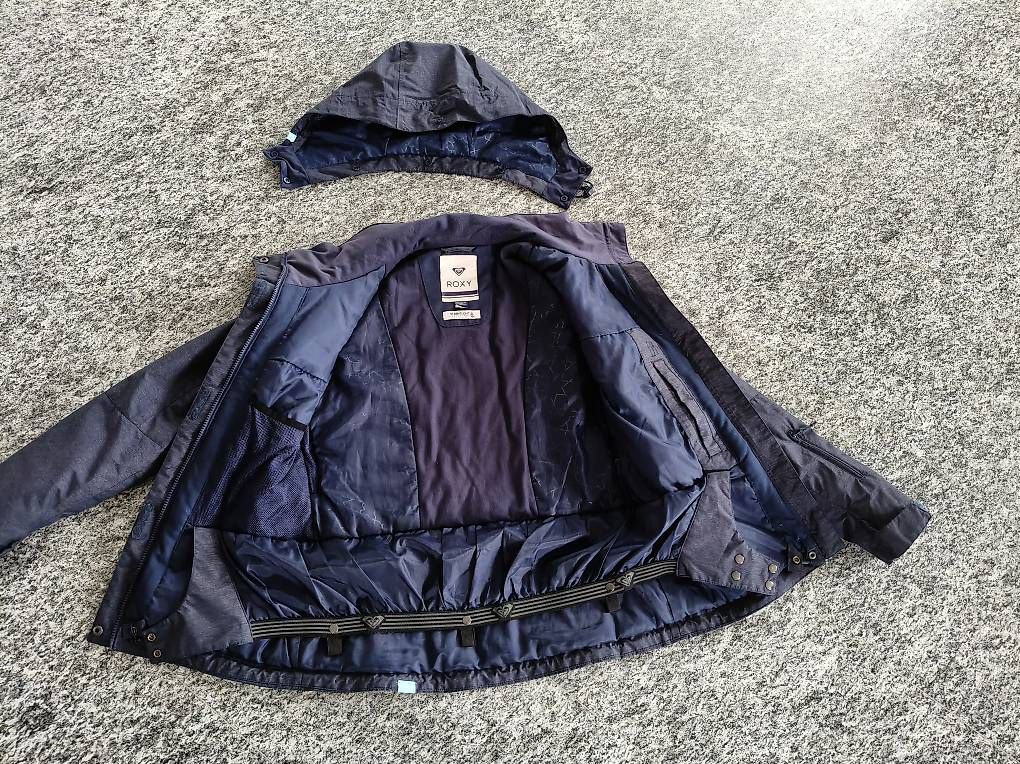 Roxy Jacken: Damen Skijacke Roxy Gr. M – Gebraucht aus Dierikon von Aateam 4
