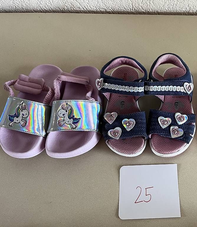 Scarpe per ragazze: Mädchenschuhe Gr. 23-25 – Usato da Muri AG venduto da gie_89f5 1