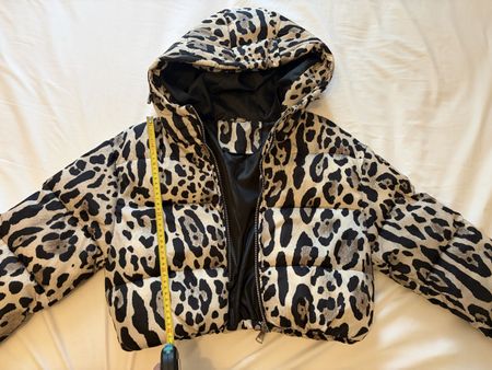 Damen Daunenjacke Leopard Muster mit Kapuze Grösse S