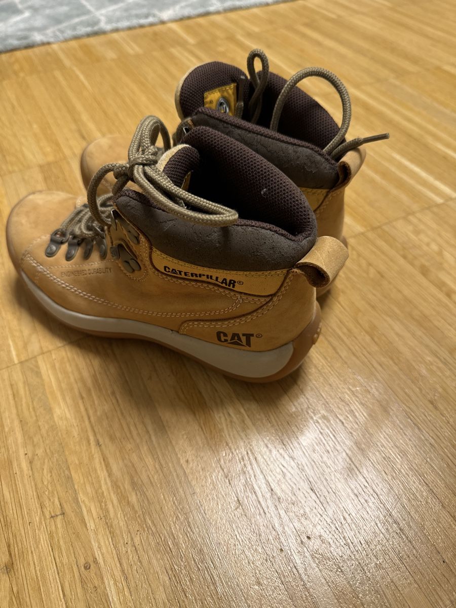 Caterpillar Scarpe da uomo: Caterpillar Schuhe – Usato da Menzingen venduto da Dali2504 1