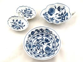 Zwiebelmuster Porzellan 3 Stücke / Motif genre Meissen
