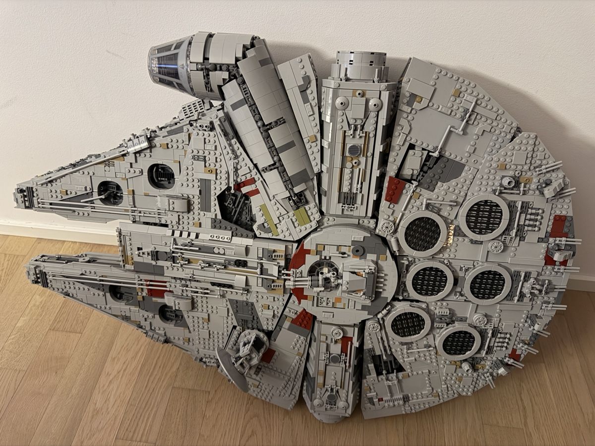 Lego Baukästen: LEGO Star Wars 75192 UCS Millennium Falcon – Gebraucht aus Kriens von matthiasettlin 9