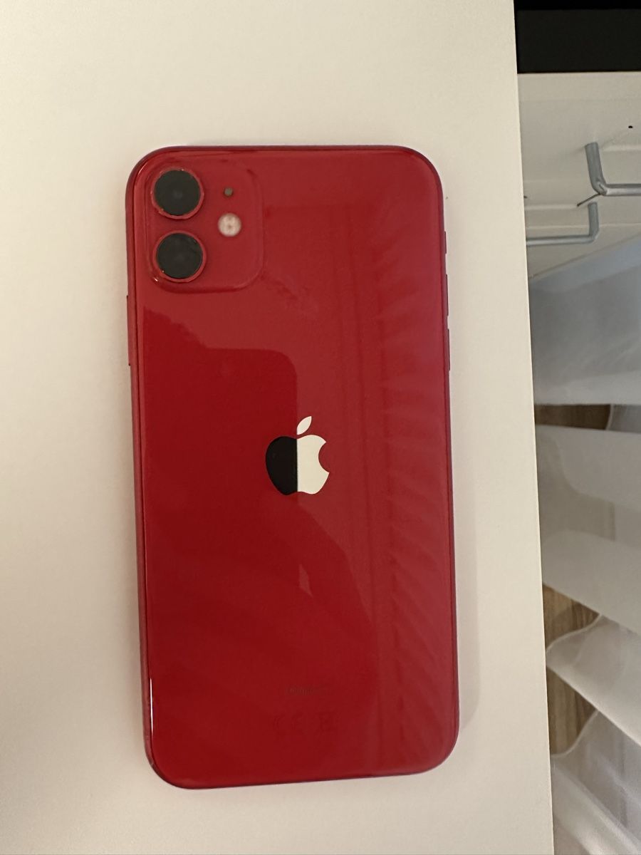 Apple Telefoni cellulari / Smartphones: iPhone 11, 128GB, Rot – Usato da Zürich venduto da Ale-061106 1