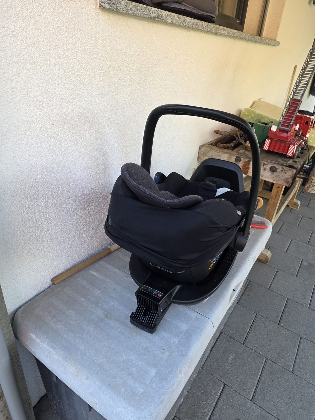 Maxi-Cosi Seggiolini per auto: Maxi-Cosi Babyschale Pebble – Usato da Bellwald venduto da Krabby94 1