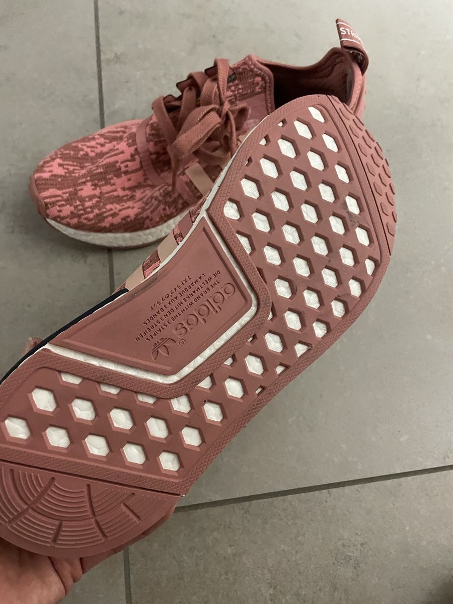 Adidas Damenschuhe: NMD Adidas Sneakers – Gebraucht aus Zunzgen von mel_y6w2 3
