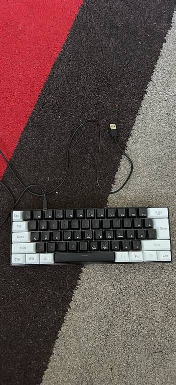 Tastiere: Gaming Tastatur – Usato da Ittigen venduto da tij_dvs7