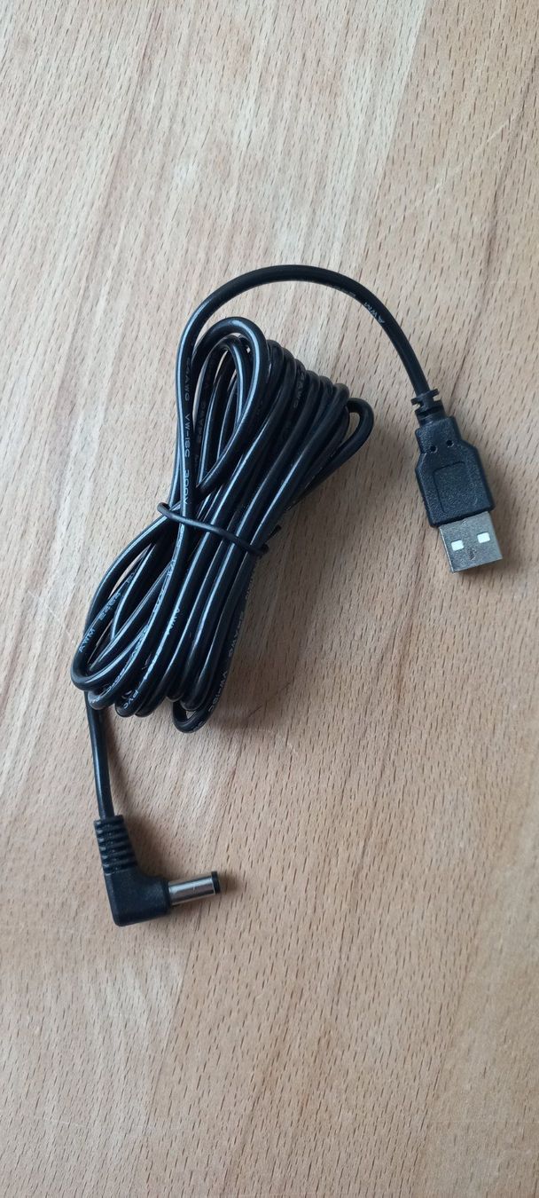 Cavi: USB A Stromkabel mit DC-Hohlstecker 5.5/2.5 mm Länge 250 cm – Nuovo (secondo la descrizione) da Stans venduto da Acnml