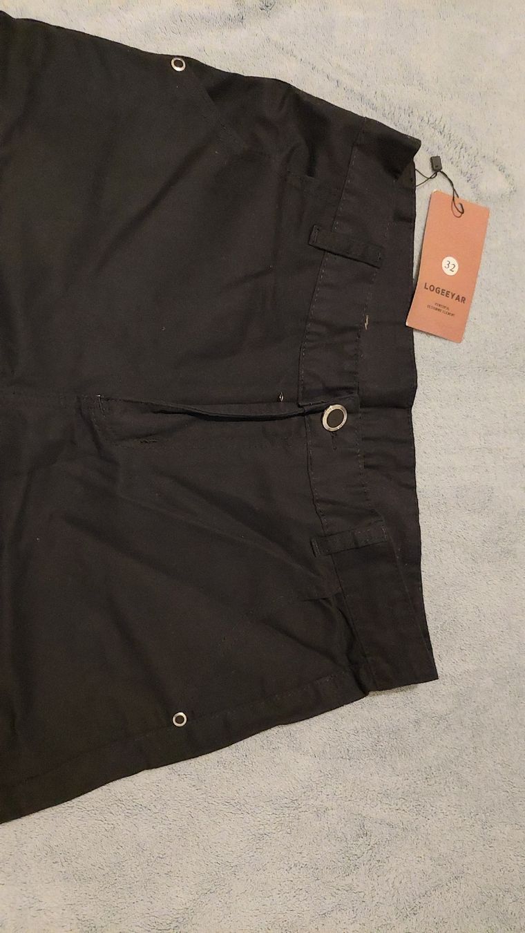 Pantaloni: Schwarze Hose Grösse 32 – Nuovo (secondo la descrizione) da Zürich venduto da Romstyle 1