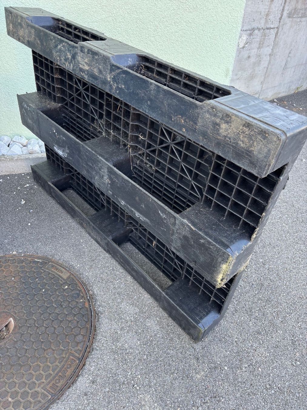 Paletten: palette en plastique – Gebraucht aus chatonnaye von lebizu 2