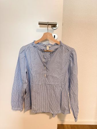 Blouse H&M striped blue white size XS good condition